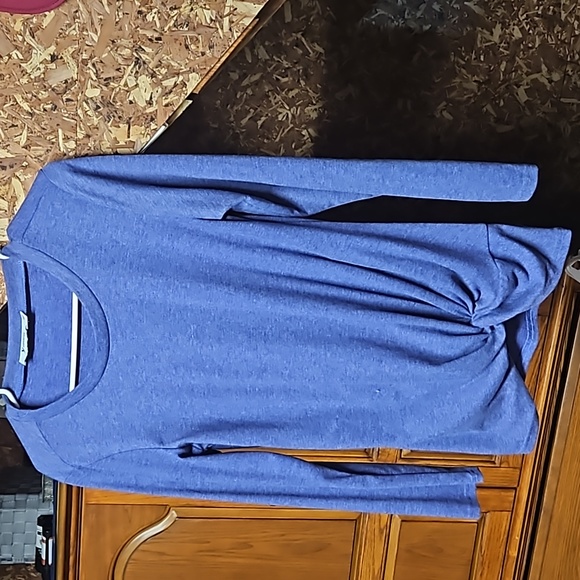 Tops - Purple long sleeve shirt